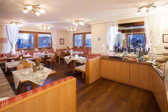 مبيت وإفطار Gasthaus Pension Golfvilla