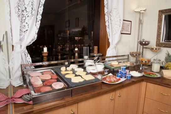 مبيت وإفطار Gasthaus Pension Golfvilla