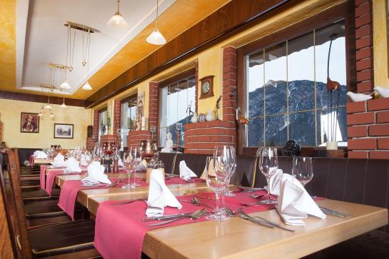 مبيت وإفطار Gasthaus Pension Golfvilla