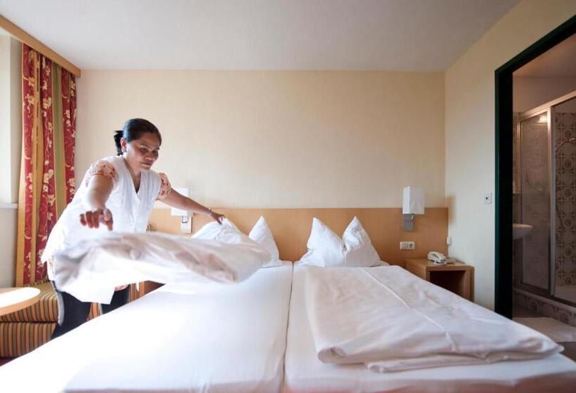 호텔 Gasthof Pension Grüner Anger