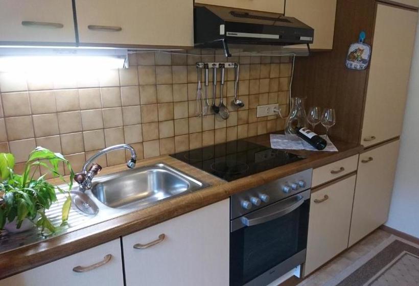 هتل Haus Bergfreund