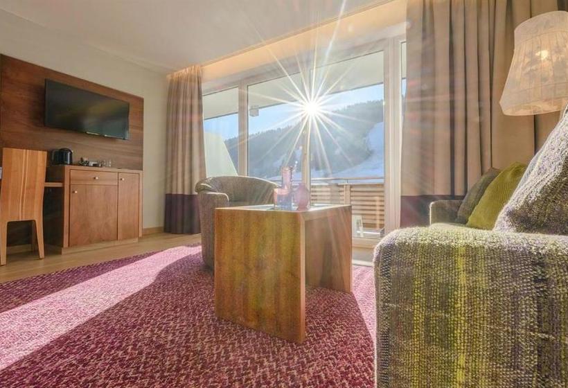 Juffing Hotel & Spa