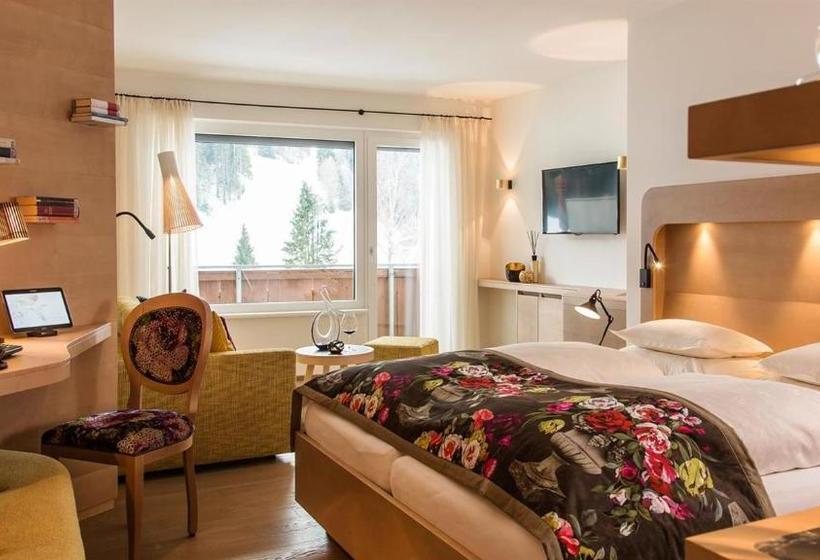 Juffing Hotel & Spa