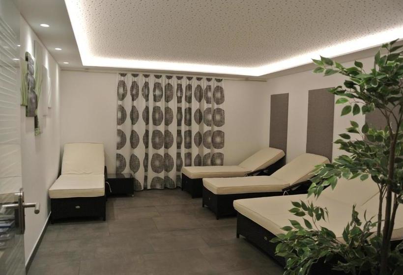 هتل Kirchenwirt Gosau