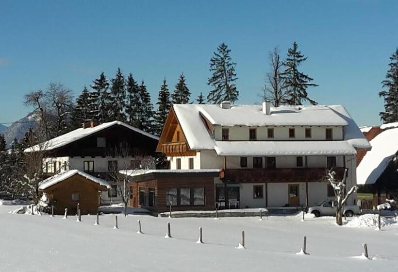 בית מלון כפרי Knirschenhof