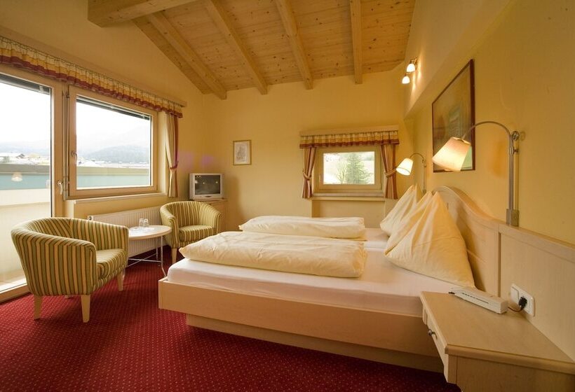 فندق Lammertalerhof