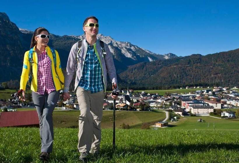 فندق Lammertalerhof