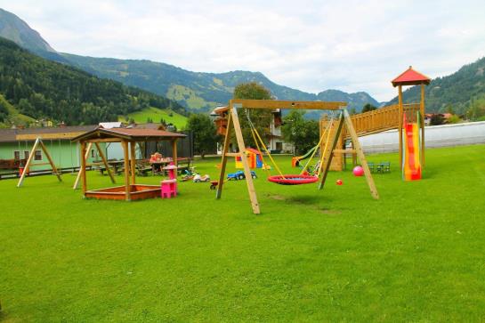 Landhaus & Appartementhaus Haussteiner