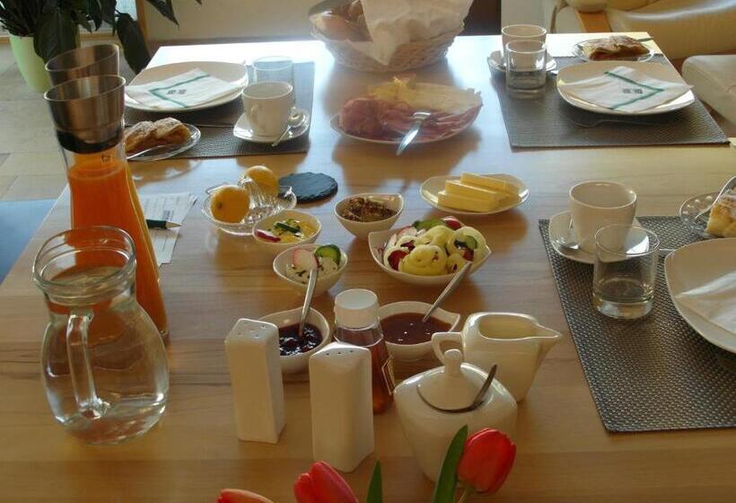 Отель Lugerfarm