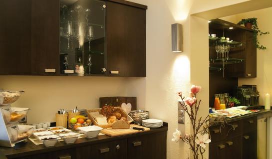 בית מלון כפרי Montana