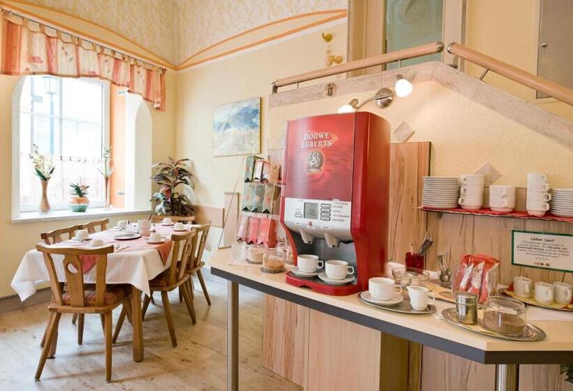 ホテル Pension Martha