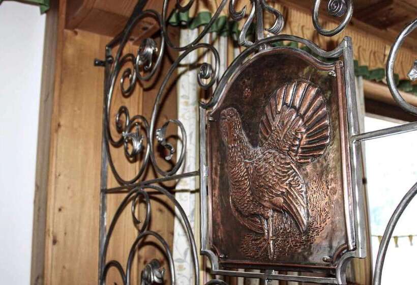 فندق Pension Weiratherhof