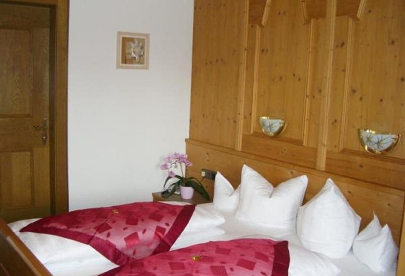 فندق Pension Weiratherhof