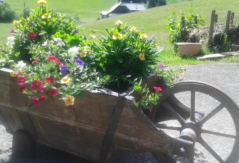 Отель Restaurant Gosauerhof