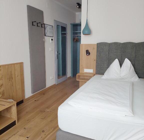 Отель Restaurant Zur Post