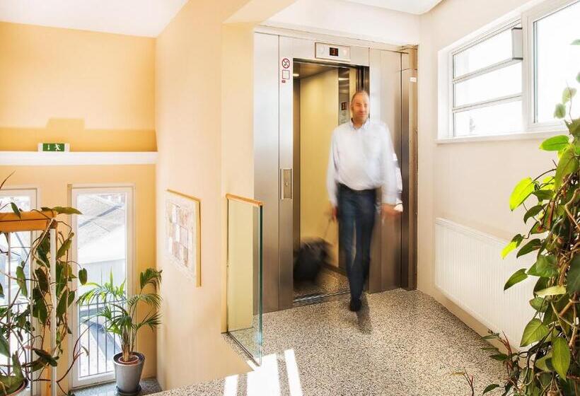 בית מלון כפרי Römerstube