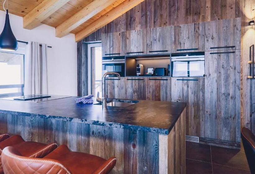 Stockinggut By Avenida Hotel & Residences