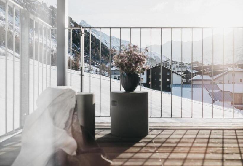 酒店 The Crystal Vaya Unique