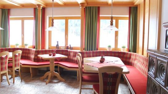 住宿加早餐  Veronika Pension