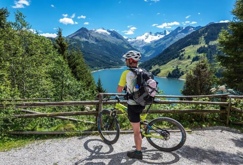 בית מלון כפרי Victoria   Adults Only