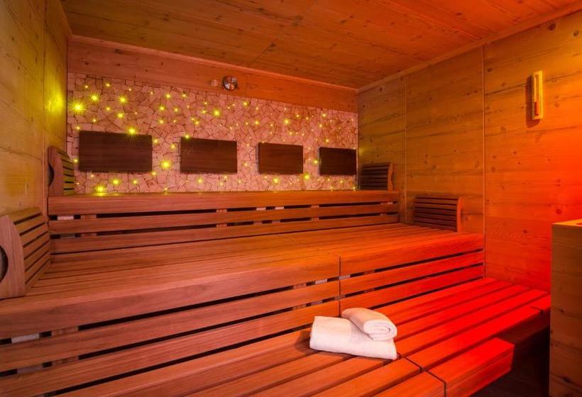 בית מלון כפרי Victoria   Adults Only