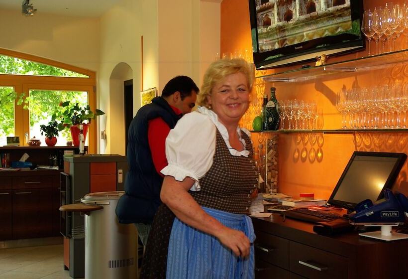 酒店 Weinberghof & Weingut Lagler