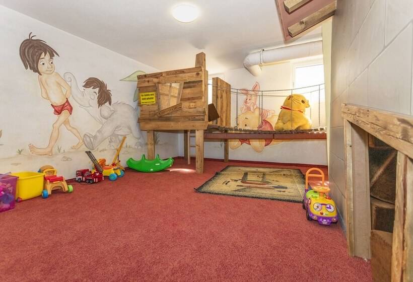 בית מלון כפרי Wenger Alpenhof