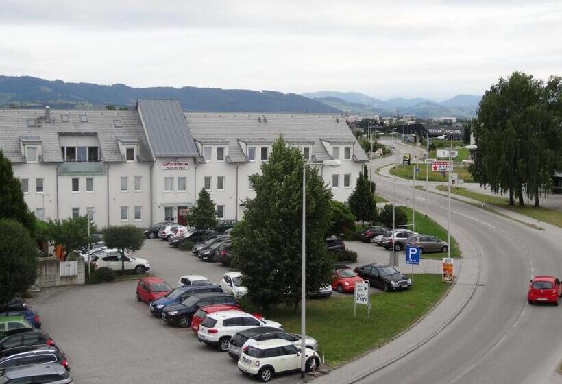 ホテル Wirt Im Feld