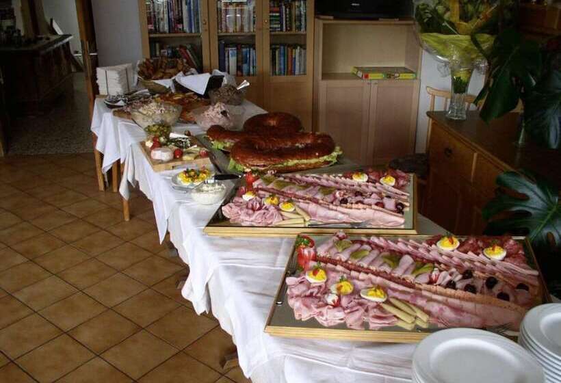 بنسيون Alpengasthof Köfels