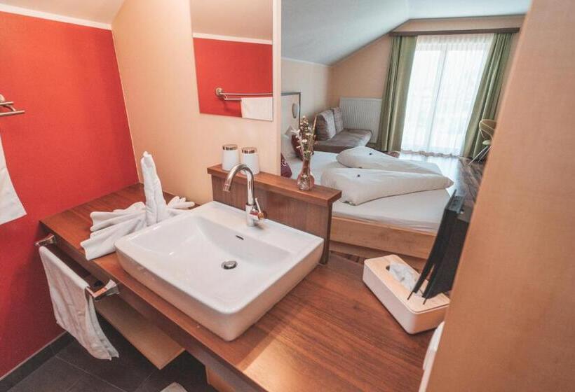 פנסיון Landgasthof Wöhrer