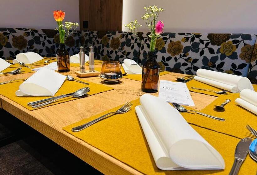 פנסיון Landgasthof Wöhrer