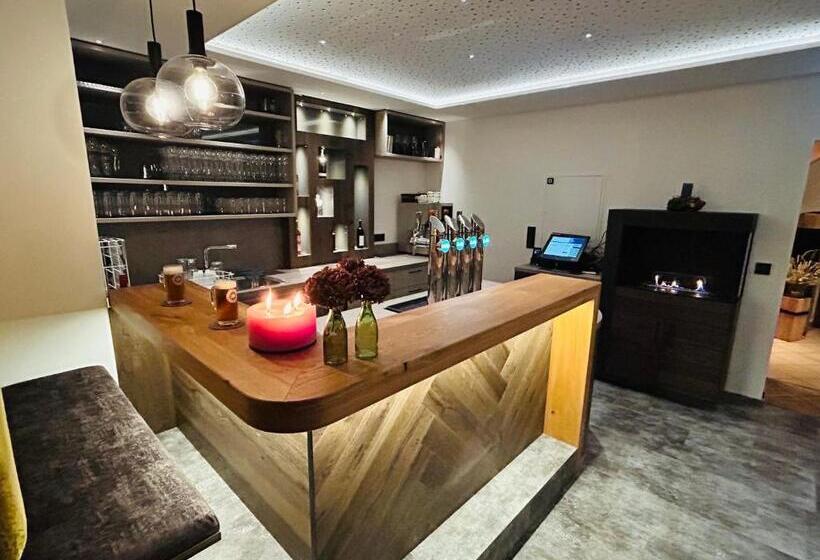 פנסיון Landgasthof Wöhrer