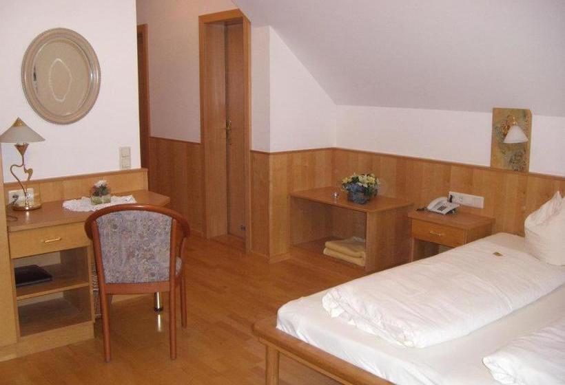 פנסיון Linder Gasthof