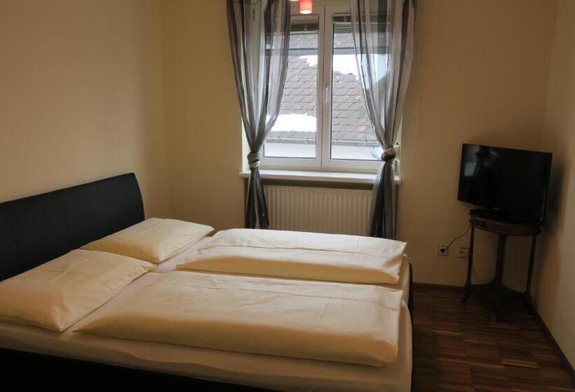 펜션 Restaurant Böck Roter Hahn