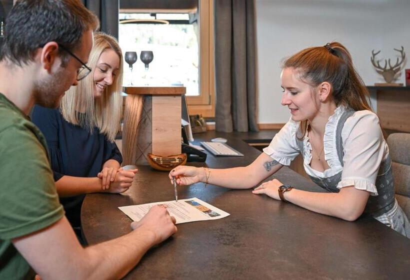 פנסיון Sonnfeld