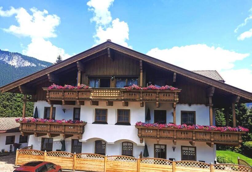 Pension Garni Appartement Ortner