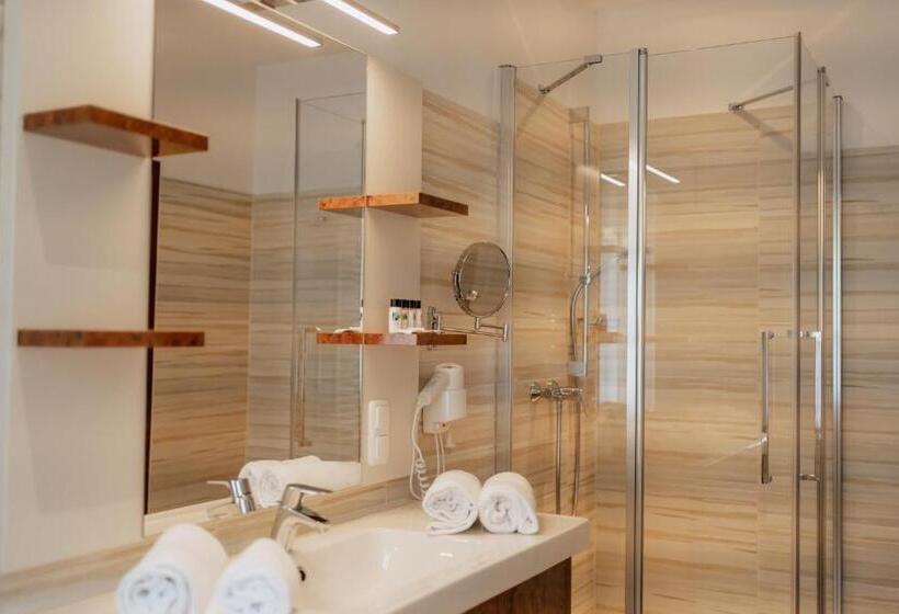 Schlössl Hotel Kindl