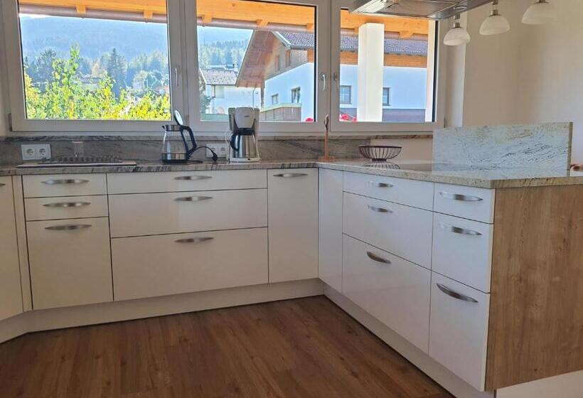 ホテル Garni Schieferle