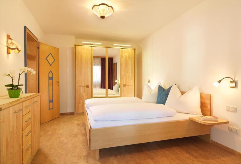 ホテル Garni Schieferle