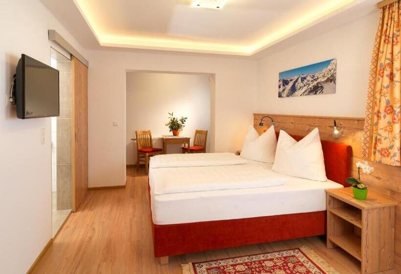 ホテル Garni Schieferle