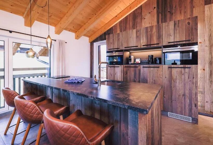 Stockinggut By Avenida Hotel & Residences