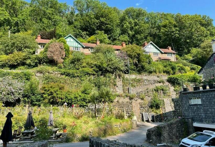 Cosy Cottage In Lynbridge, Near Lynton, Uk