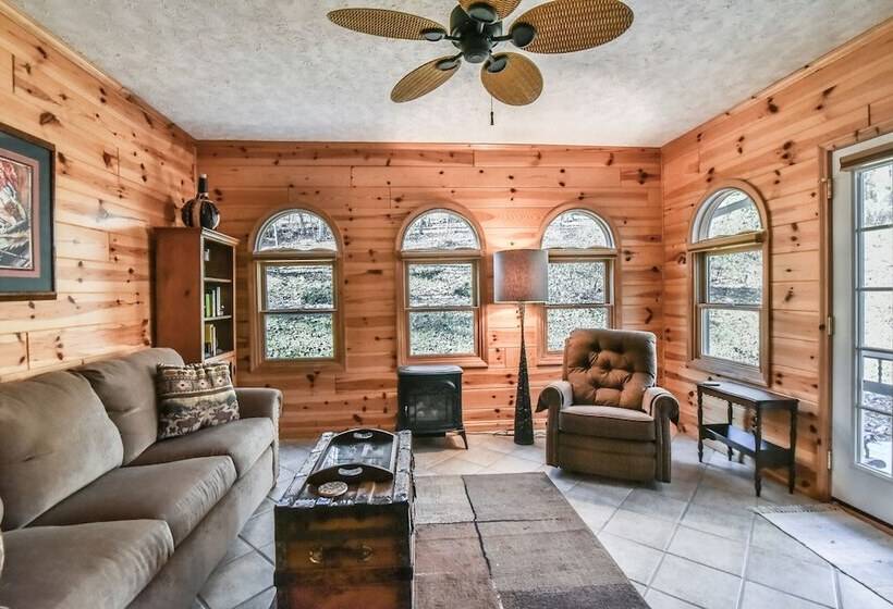 Creekside Cottage Star 5 Vacations