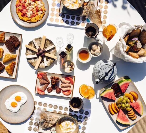 Отель Avgoustos Suites Naxos