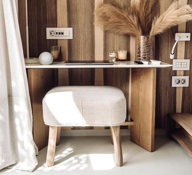 Отель Avgoustos Suites Naxos