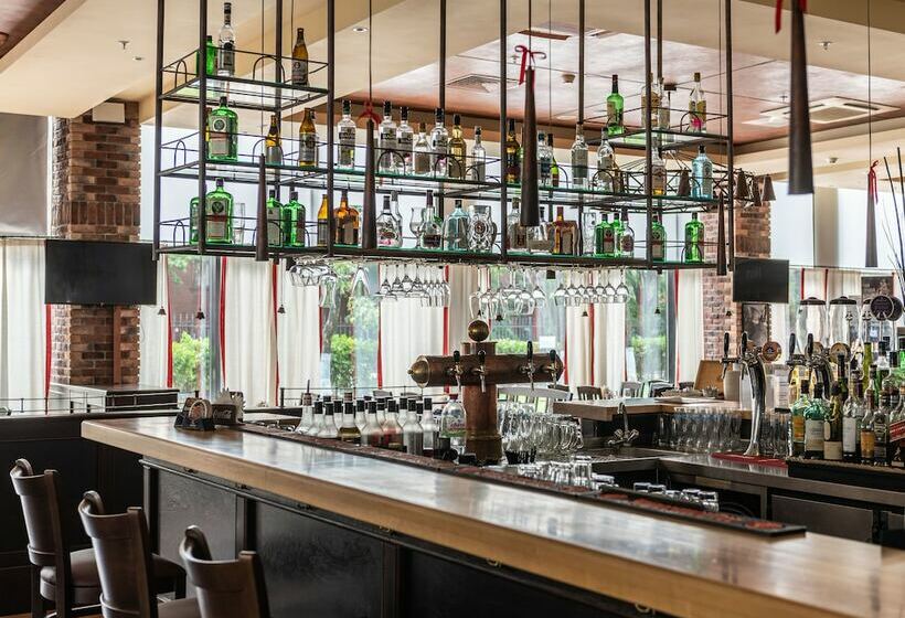 فندق Cosmos Yaroslavl