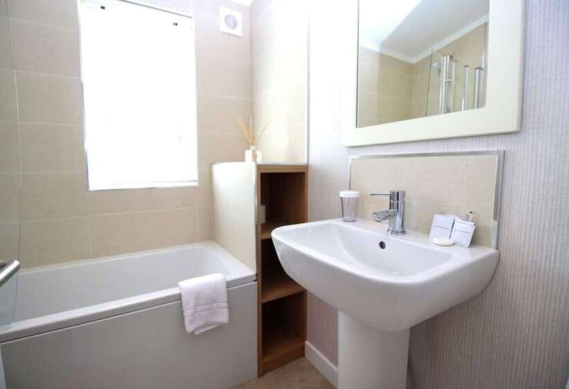 فندق Hollicarrs   Bumblebee Lodge