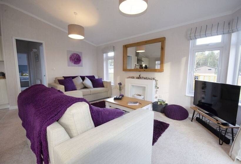 فندق Hollicarrs Long Lane Lodge