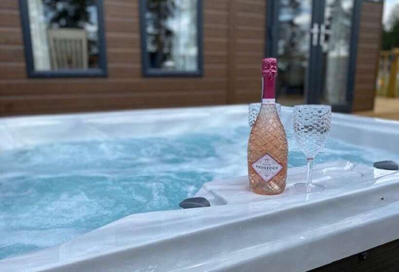 فندق Hollicarrs Long Lane Lodge