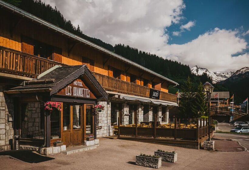 ホテル Hôtel Les Grangettes